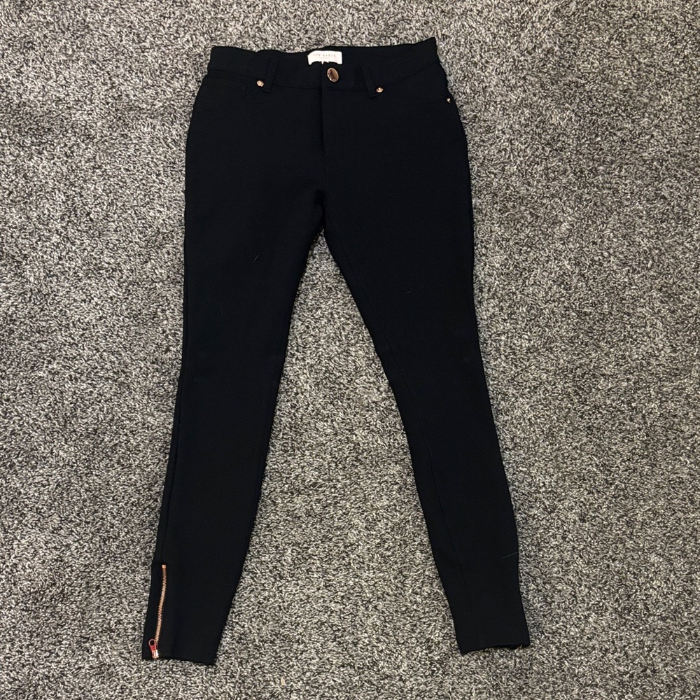 Ted Baker Black Legging Trousers with Rose Gold Accents NWOT